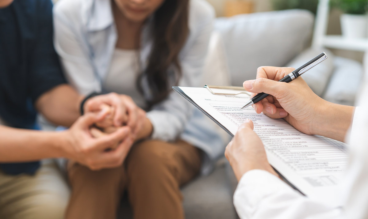couple seeking treatment from physician